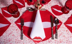Red Lips Dinner Napkins (4)|Chefanie Discount